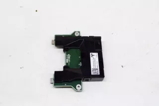 1546129-61-D, 1546129-00-D , art365219 Разъем AUX / USB Tesla model 3 Арт 365219, вид 2