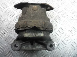  Подушка крепления двигателя Dodge Magnum Арт 00137873, вид 2