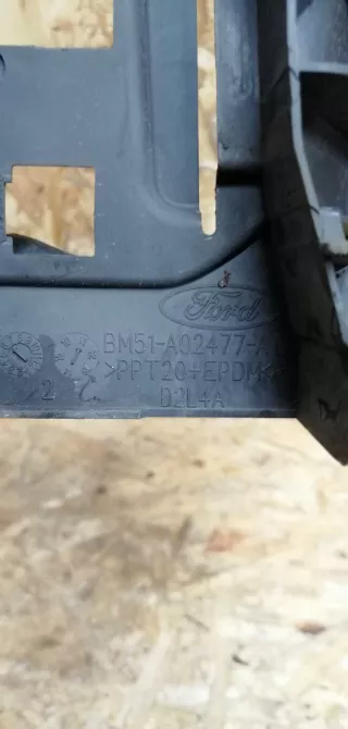 BM51A02477AE Пыльник крыла переднего левого Ford Focus 3 Арт 00013195, вид 3