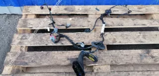 AV1T14A584DDC Проводка двери Ford B-Max Арт 00035158