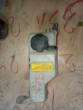  Бачок расширительный Hyundai Santa FE 1 (SM) Арт 00001525