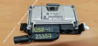 03C906057D Блок управления двигателем Skoda Roomster 1 Арт 00023357