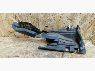 BM51A02477AE, BM51A02476AE Пыльник крыла переднего правого Ford Focus 3 Арт 00013860, вид 1