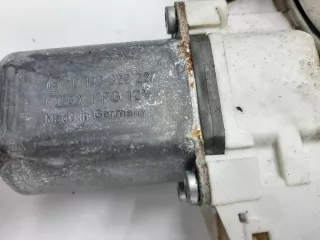 7067796, 7138466, 6927028 , art659874 Молдинг двери передней правой BMW 1 E81/E82/E87/E88 Арт 659874, вид 5