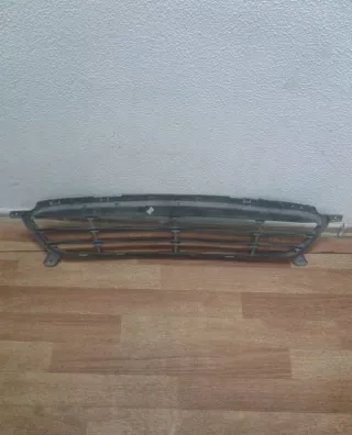 865611r000 Решетка переднего бампера Hyundai Solaris 1 Арт 337353794TP, вид 4