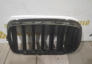 51137316054 Решетка радиатора правая бу BMW X5 F15 Арт 498970427TP, вид 2