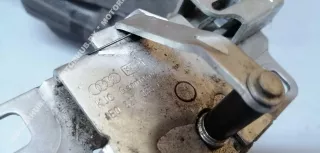 4E0827383C Замок багажника Audi A8 D3 (S8) Арт 00053336, вид 4