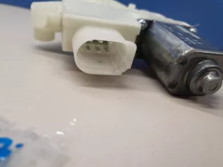 51337455081 Моторчик стеклоподъёмника передний правый BMW X3 G01 Арт ZAP246633, вид 3