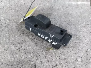  Кнопка стеклоподъемника переднего правого Mazda 3 BK Арт 46023032492, вид 1