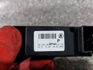  Кнопка стеклоподъемника переднего правого Mazda 3 BK Арт 46023032492, вид 3