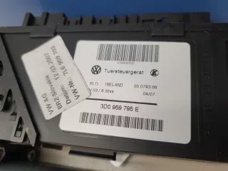 7L6959703 Моторчик стеклоподъёмника задний левый Volkswagen Touareg 2 Арт ZAP248429, вид 4