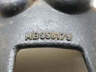 MB958179 Кронштейн компрессора кондиционера Mitsubishi Carisma Арт 2073169, вид 3