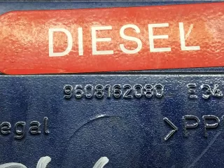 9608162080 Лючок топливного бака Citroen Xantia Арт 2074005, вид 4