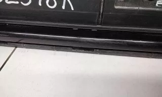 4M8853651AF Молдинг (рамка) решетки радиатора Audi Q8 Арт 992578K, вид 5