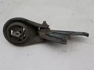 BP4K39040C Опора двигателя Mazda 3 BK Арт 601470