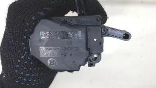 6g9n19e616ab Моторчик заслонки печки Volvo XC60 1 Арт 7648461, вид 3