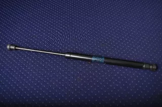 3G5827550 , art551594 Амортизатор крышки багажника (3-5 двери) Volkswagen Passat B8 Арт 551594, вид 1