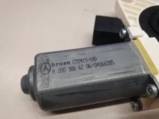 A0009066206 Моторчик стеклоподъёмника передний правый Mercedes C W205 Арт ZAP270762, вид 2