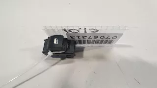 6490X7 Кнопка стеклоподъемника Peugeot 3008 2 Арт Z154360, вид 1