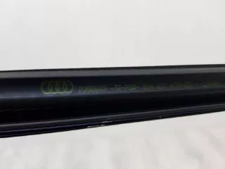 8V4837480 Накладка стекла передней правой двери Audi A3 8V Арт Z191682, вид 3