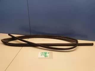 6815206030 Уплотнитель стекла двери задний левый Toyota Camry XV30 Арт Z237466