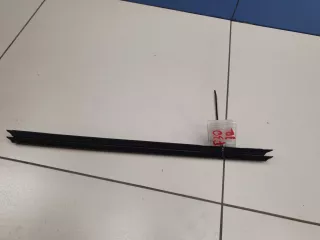 51357258298 Накладка стекла задней правой двери BMW 3 F30/F31/GT F34 Арт Z252379, вид 1