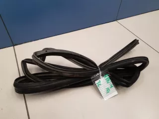6787242070 Уплотнитель двери задней левой Toyota Rav 4 2 Арт Z253552, вид 2