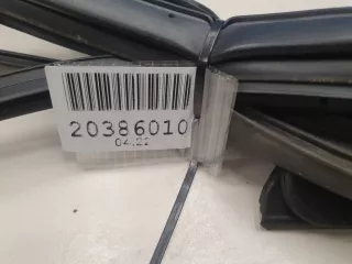 6786142030 Уплотнитель двери передней правой Toyota Rav 4 2 Арт Z256340, вид 2