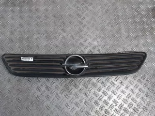  решетка радиатора Opel Astra G Арт 20003735, вид 1