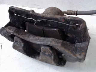  суппорт перед прав Mazda 6 1 Арт 19011952