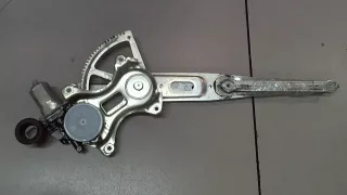  Стеклоподъемник правый передний Lexus IS 2 Арт 7885055, вид 2