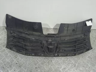 8200735104 Решетка радиатора Dacia Sandero 1 Арт 46023044198, вид 2