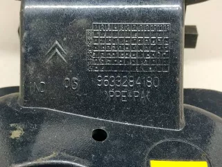 9633284180 Лючок топливного бака Citroen C5 1 Арт 2076223, вид 4