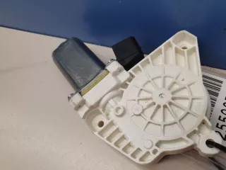 A0009066106 Моторчик стеклоподъёмника передний левый Mercedes C W205 Арт Z280259, вид 3