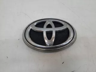 753100K010 Эмблема решетки радиатора Toyota Hilux 8 Арт lz186870, вид 1
