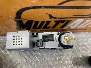JPLA19E110BB Разъем AUX / USB Land Rover Discovery 5 Арт 113775MA, вид 7