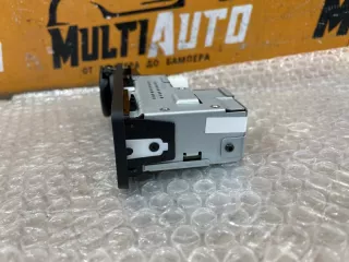 JPLA19E110BB Разъем AUX / USB Land Rover Discovery 5 Арт 113776MA, вид 5