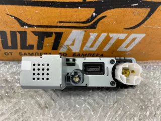 JPLA19E110BB Разъем AUX / USB Land Rover Discovery 5 Арт 113776MA, вид 7