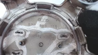 8R0601165 Колпачок литого диска Audi Q3 1 Арт 8089790, вид 3