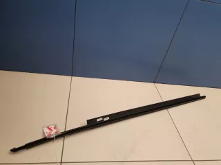 8T0853284C2ZZ Молдинг стекла передней правой двери Audi A5 (S5,RS5) 1 Арт Z288821, вид 1