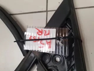 8T8837480D Уплотнитель стекла передней правой двери Audi A5 (S5,RS5) 1 Арт Z292746, вид 3