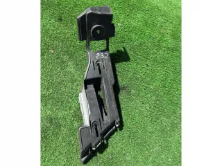 1k6807393 Кронштейн крепления заднего бампера Volkswagen Golf 5 Арт 43025, вид 1