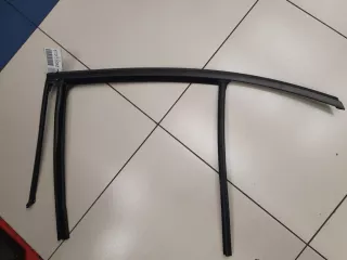 51357407405 Уплотнитель стекла двери задний левый BMW 3 G20/G21 Арт Z294690, вид 1