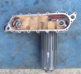 504180635 Крышка водомасляного радиатора Iveco Stralis Арт 24053, вид 2