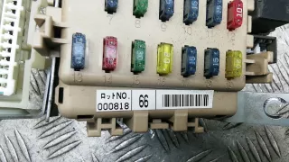 82201AE000 Блок предохранителей Subaru Legacy 3 Арт 2ST14M102, вид 4