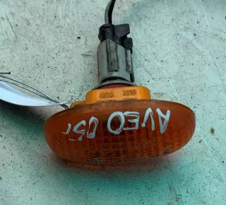  Повторитель передний правый Chevrolet Aveo T200 Арт 2057280, вид 1