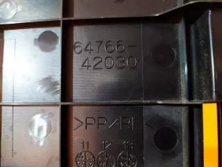 6476642030c0 заглушка обшивки багажника Toyota Rav 4 4 Арт AR71122, вид 5