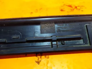 8w0823124 уплотнитель капота Audi A4 B9 Арт AR104754, вид 5