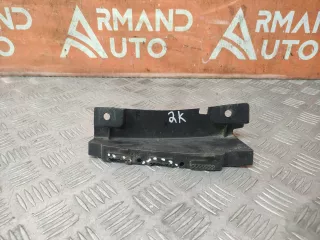 LR137937, GK7M17D781A Кронштейн бампера нижний Land Rover Discovery sport Арт AR142153, вид 1