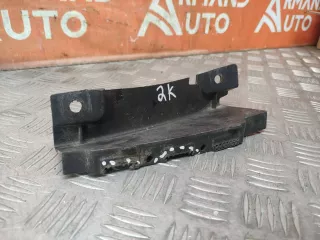LR137937, GK7M17D781A Кронштейн бампера нижний Land Rover Discovery sport Арт AR142153, вид 2